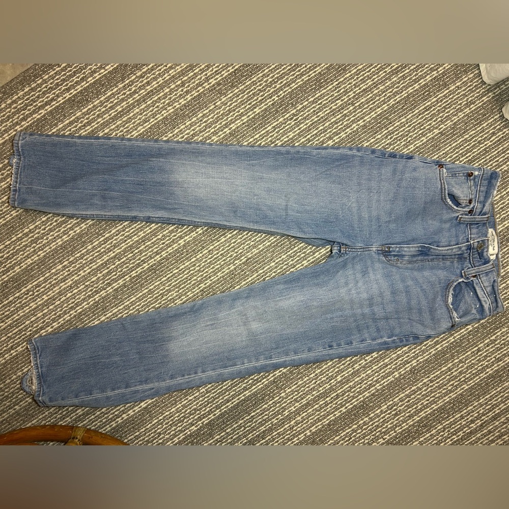 Abercrombie & Fitch Light Blue High-Rise Ankle Straight Jeans